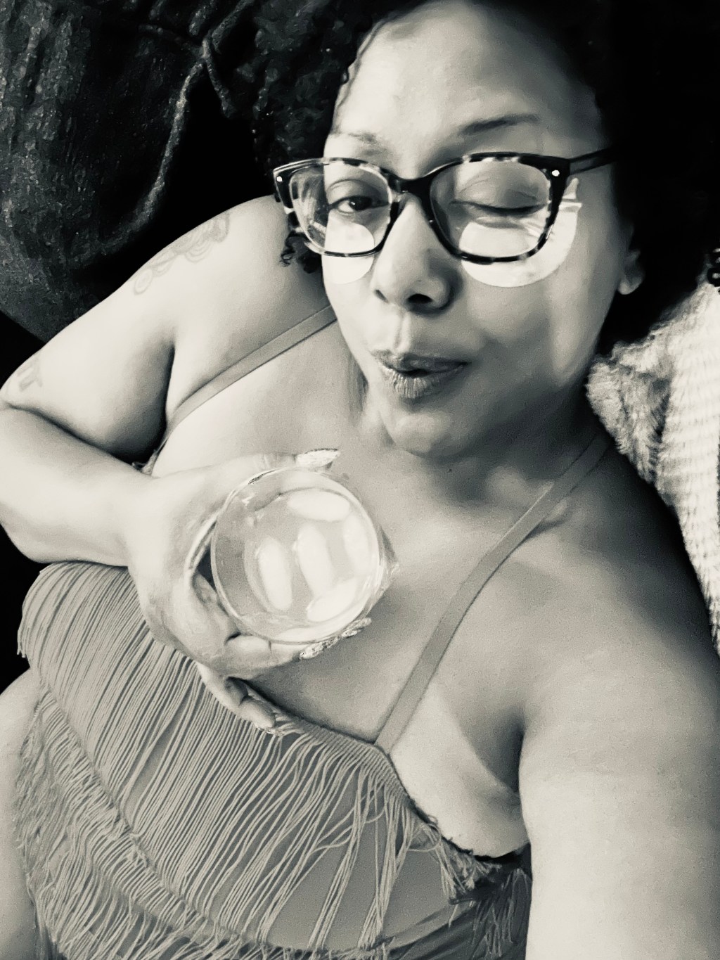 13 Crimson Banners&nbsp;Swaying